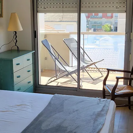 شقة T2 Avec Terrasse, Wifi Et Parking Au Centre-ville D'arcachon - Fr-1-374-188 *