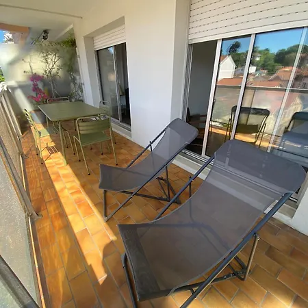 شقة T2 Avec Terrasse, Wifi Et Parking Au Centre-ville D'arcachon - Fr-1-374-188 *
