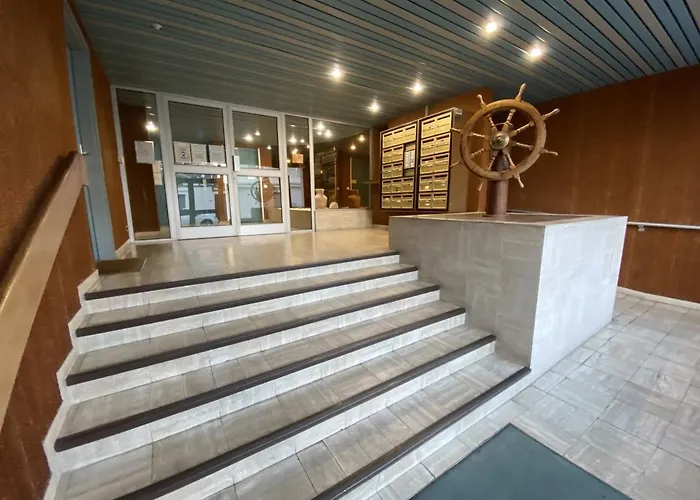 Apartment T2 Avec Terrasse, Wifi Et Parking Au Centre-ville D'arcachon - Fr-1-374-188 *